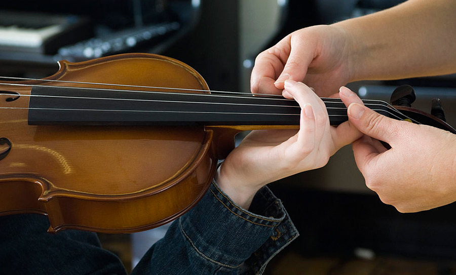 曹氏提琴 | 小提琴出现 杂音,该怎么维修与保养?